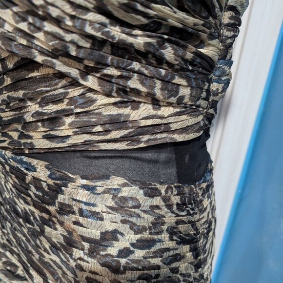 Vintage CACHE Elegant One-Shoulder Animal Print Dress, size 8. - Picture 4 of 13